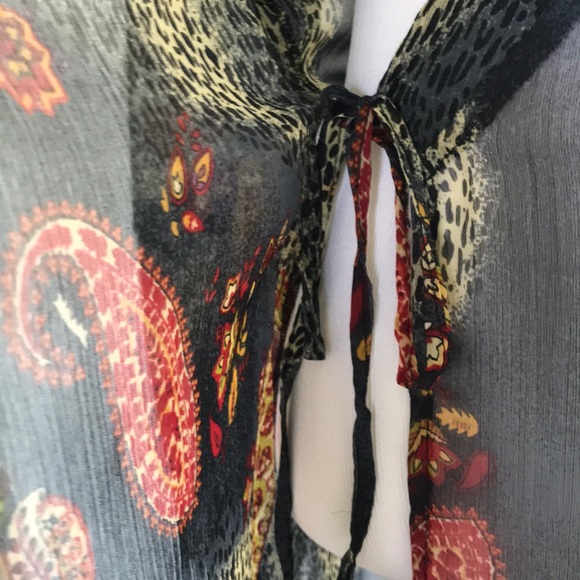 BEAUTIFUL SILK KIMONO. - Picture 6 of 6